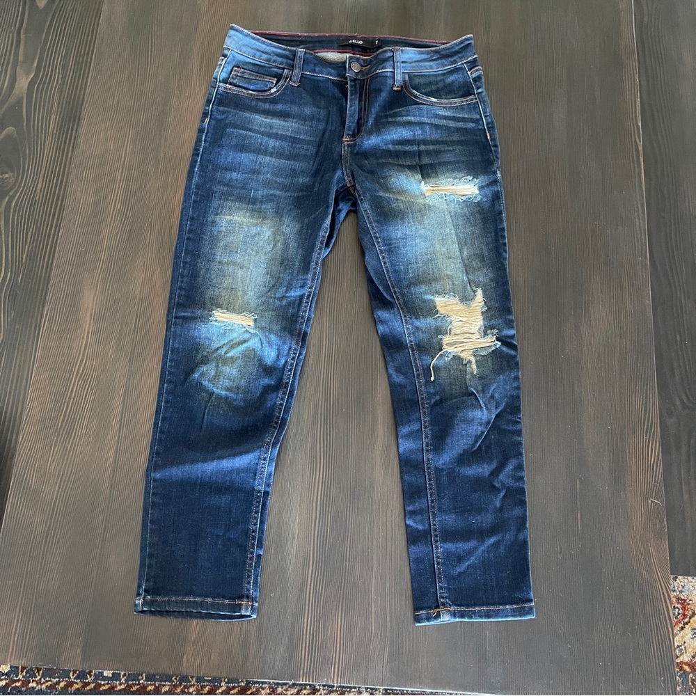 EUC Distressed Crop Capri Jean